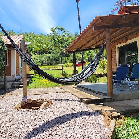 Refugio No Meio Da Natureza - Chale Pe De Serra อัลโต ปาไรโซ เด โกยาส ภายนอก รูปภาพ
